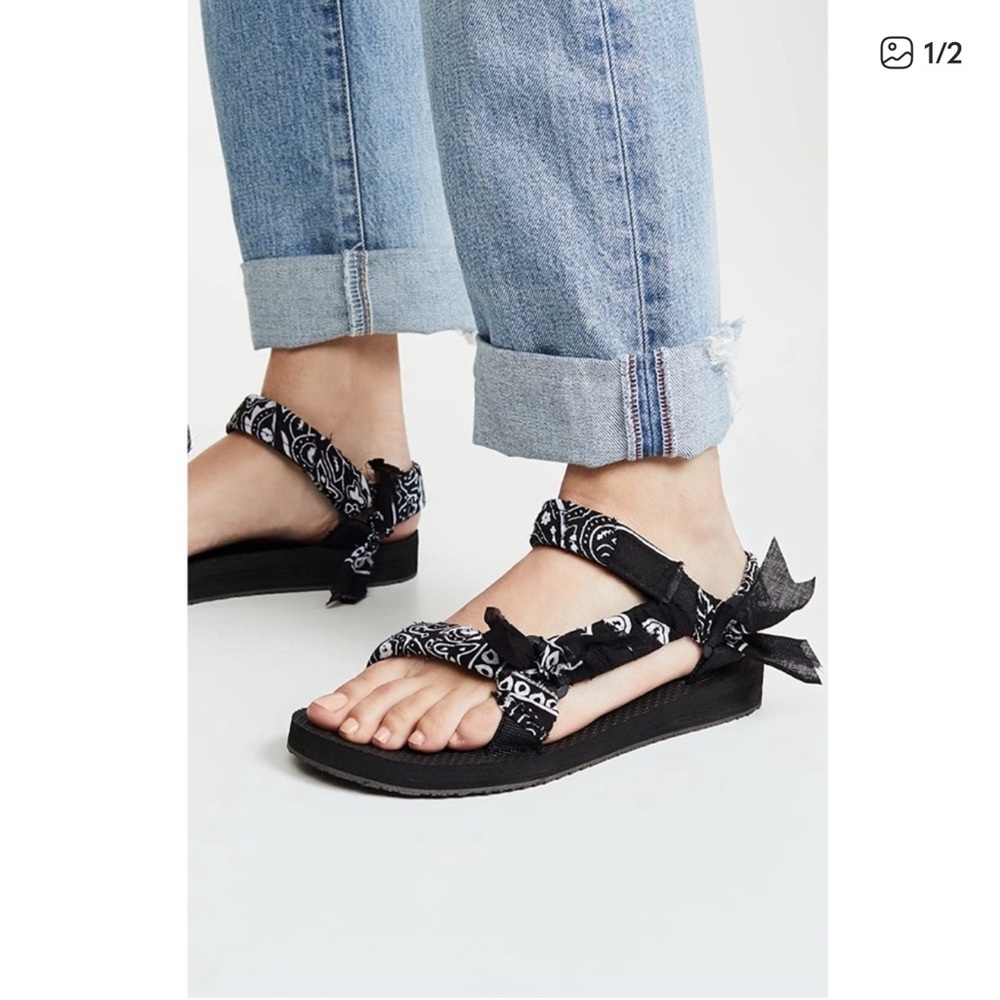 New With Bag Arizona Love Black Bandana Trekky Sandals 8